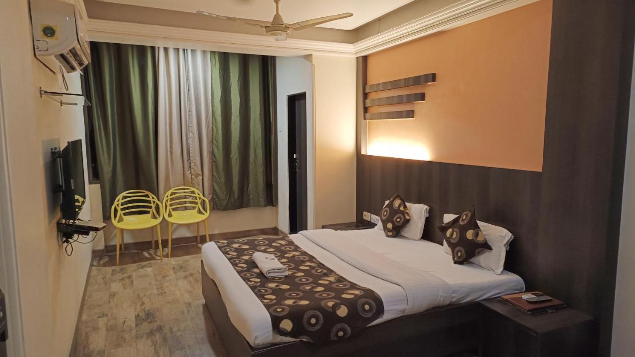 Hotel Alka Residency Тане Екстериор снимка
