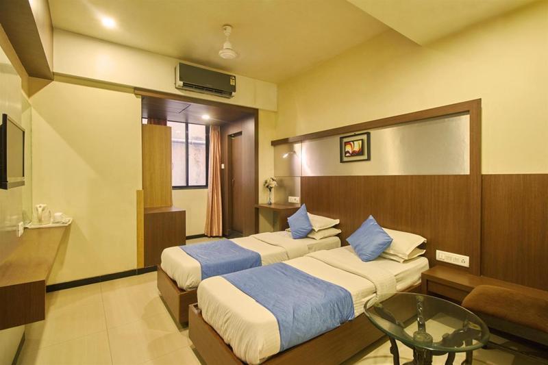 Hotel Alka Residency Тане Екстериор снимка