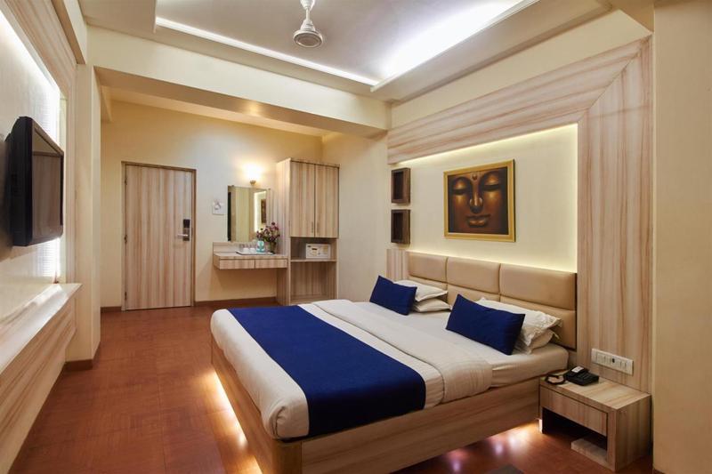 Hotel Alka Residency Тане Екстериор снимка