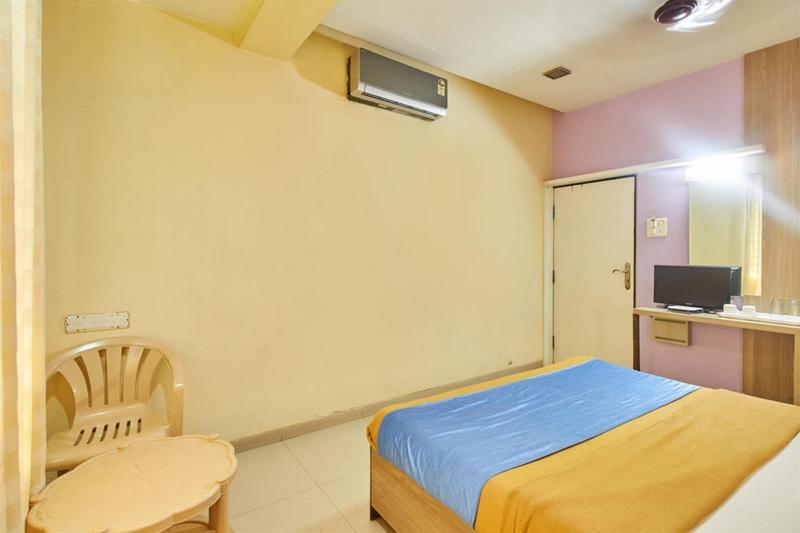 Hotel Alka Residency Тане Екстериор снимка