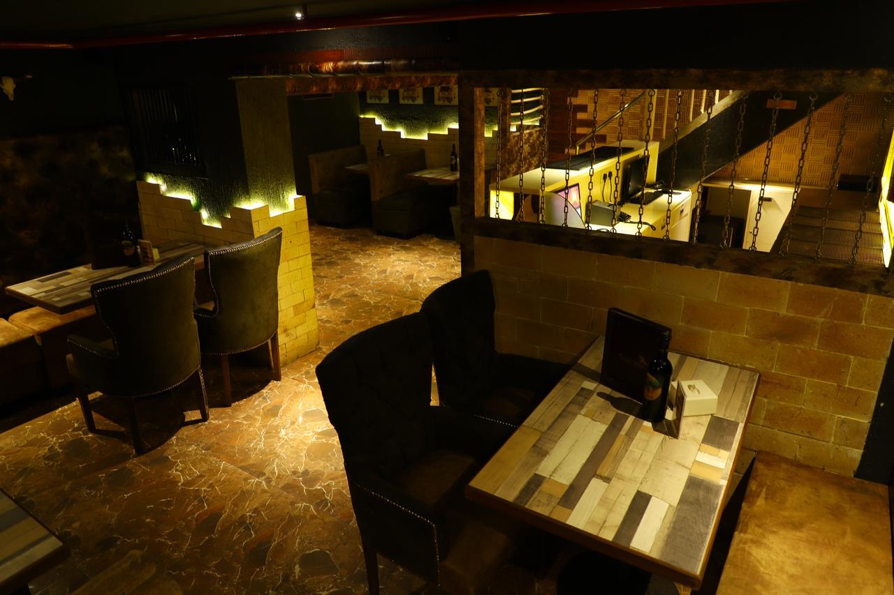 Hotel Alka Residency Тане Екстериор снимка