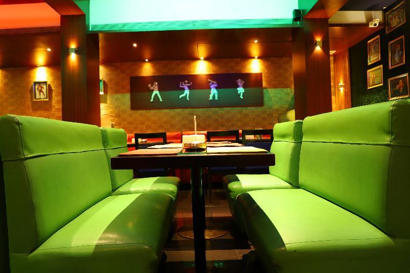 Hotel Alka Residency Тане Екстериор снимка